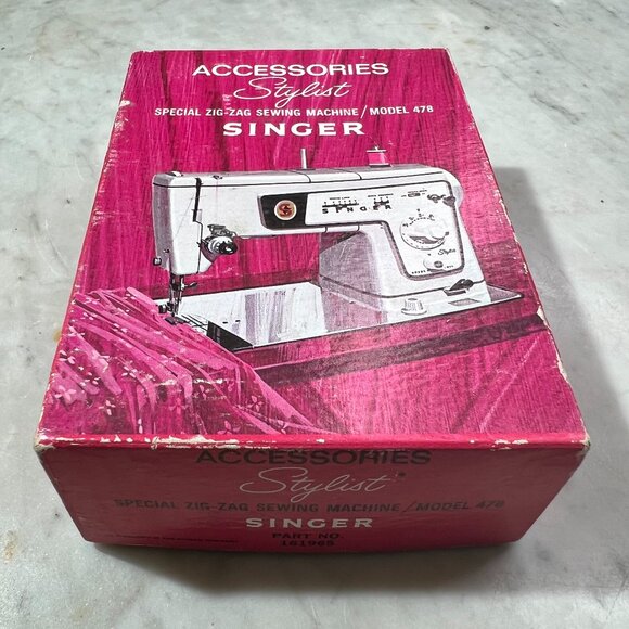 Vintage Singer sewing Machine Zig Zag Accessories Model 478 - Picture 2 of 10